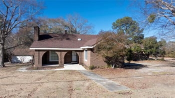 3622 Lake Forest Rd, Hope Mills, NC 28348