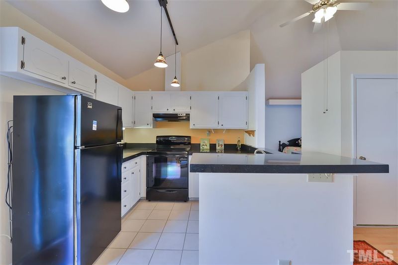 3622 Mill Rn #25, Raleigh, NC 27612