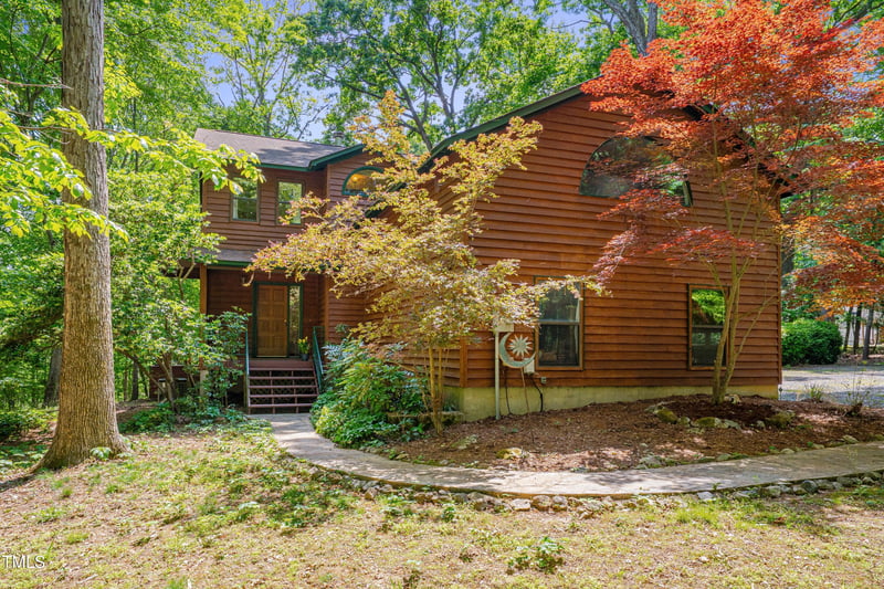 3622 Moonlight Dr, Chapel Hill, NC 27516