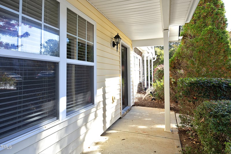 3623 Bison Hill Ln, Raleigh, NC 27604
