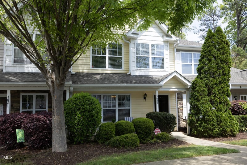 3623 Bison Hill Ln, Raleigh, NC 27604