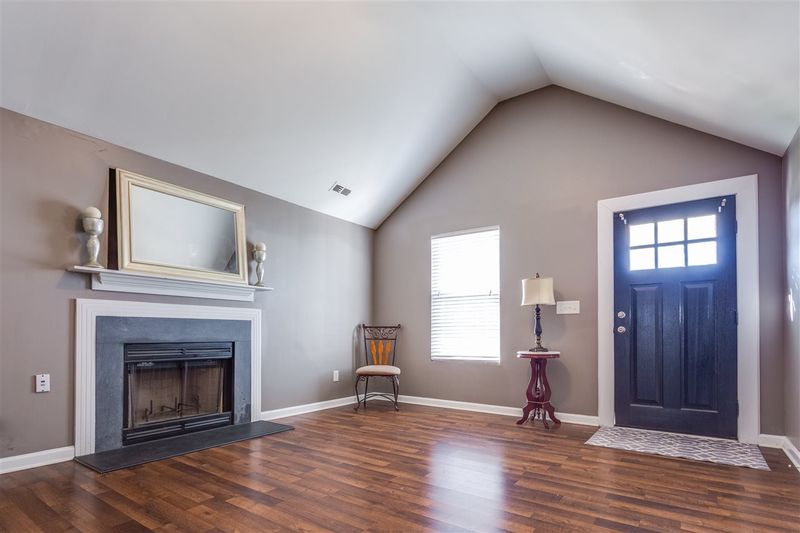 3623 Cyrus St, Raleigh, NC 27610