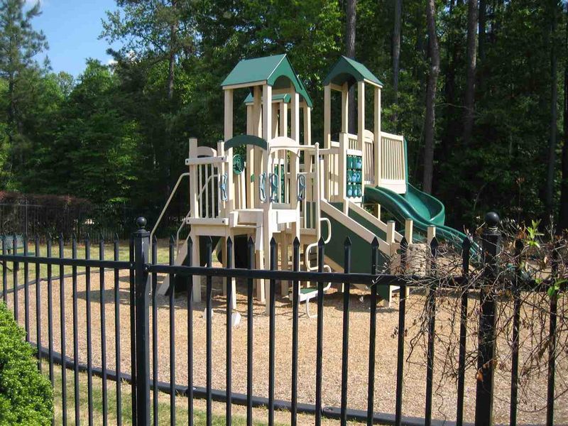 3624 Fairstone Rd #385, Wake Forest, NC 27587