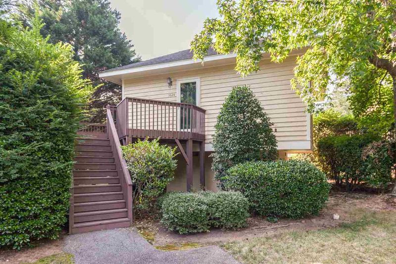 3624 Mill Rn #24, Raleigh, NC 27612
