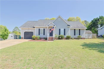 3625 Hanover Dr, Hope Mills, NC 28348