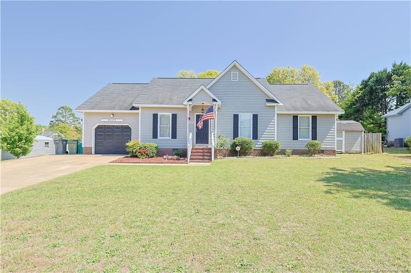 3625 Hanover Dr, Hope Mills, NC 28348