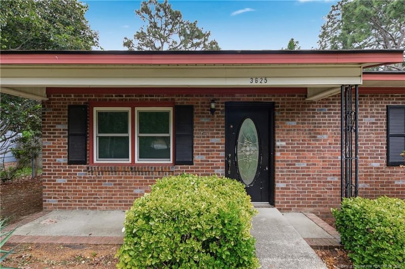 3625 Metric Dr, Hope Mills, NC 28348