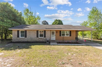 3627 Kenny Dr, Hope Mills, NC 28348