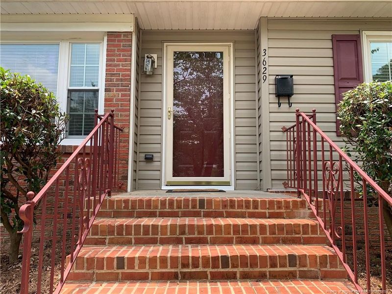 3629 Drayton Rd, Fayetteville, NC 28303