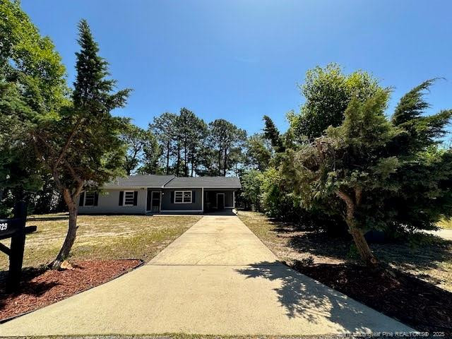 3629 Metric Dr, Hope Mills, NC 28348