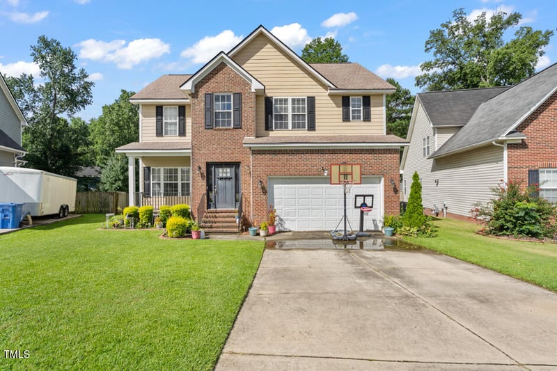 3629 Standard Dr, Fayetteville, NC 28306
