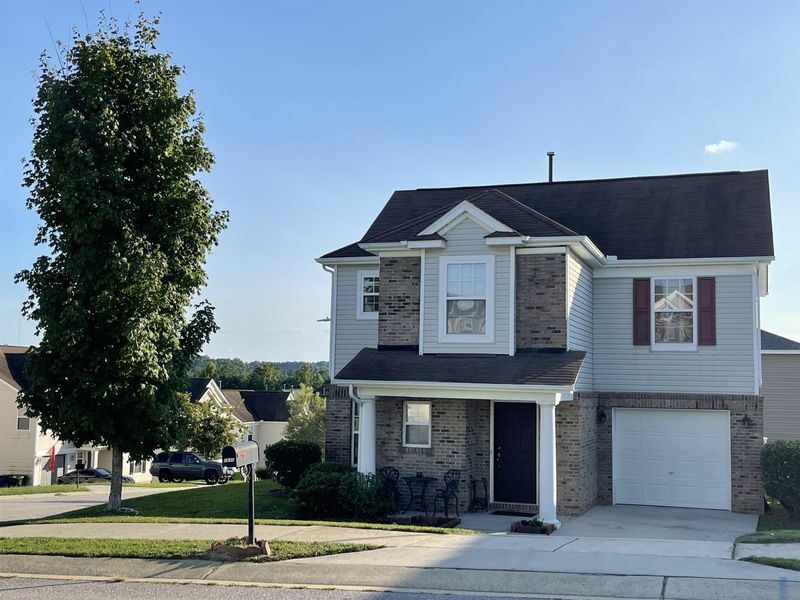 3630 Brittlebank Dr, Raleigh, NC 27610