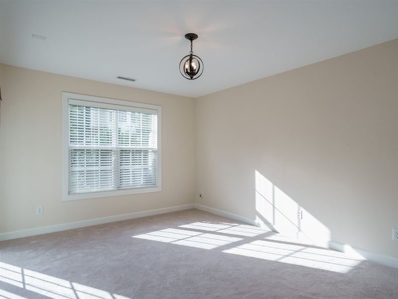 3631 Edgemont Dr, Raleigh, NC 27612