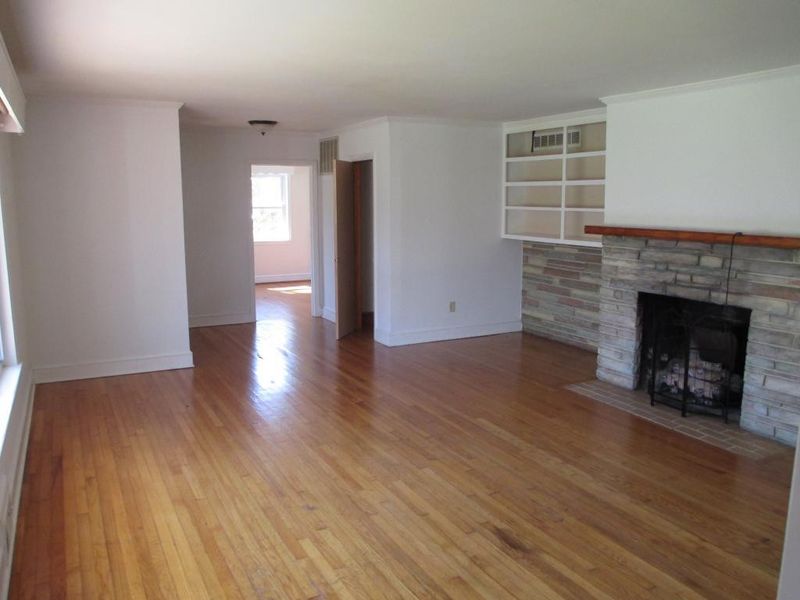 3631 Sellars Rd, Mebane, NC 27302