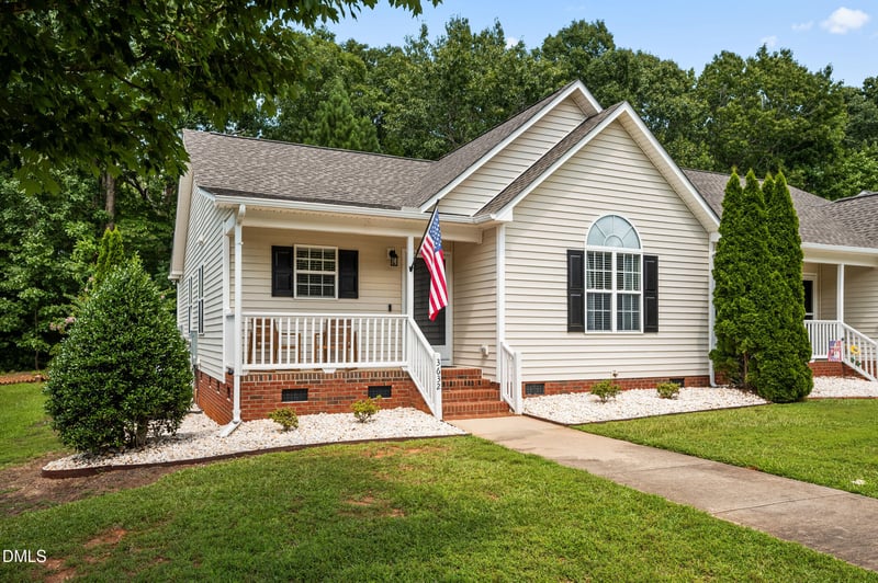 3632 E Cotton Gin Dr, Clayton, NC 27527