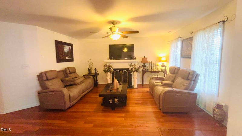 3633 Blue Blossom Dr, Raleigh, NC 27616