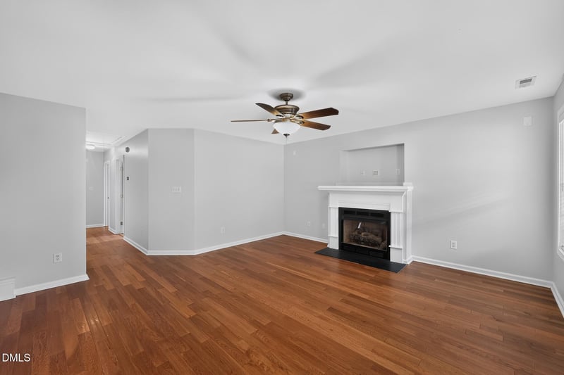 3633 Blue Blossom Dr, Raleigh, NC 27616