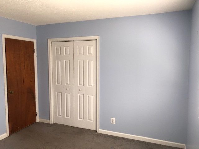 3633 Four Seasons Dr, Durham, NC 27707