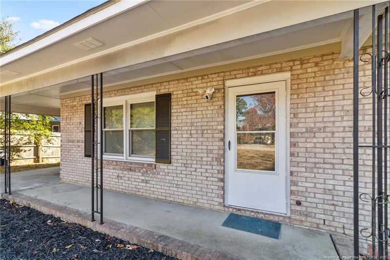 3633 Metric Dr, Hope Mills, NC 28348