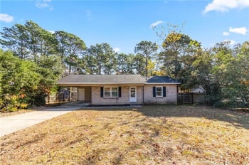 3633 Metric Dr, Hope Mills, NC 28348