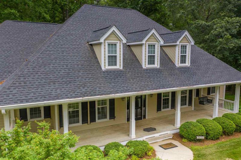 3633 Pine Hollow Dr, Clayton, NC 27520