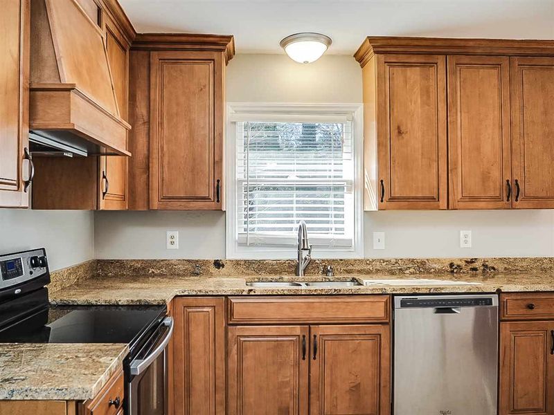 3634 Shrewsbury St, Durham, NC 27707