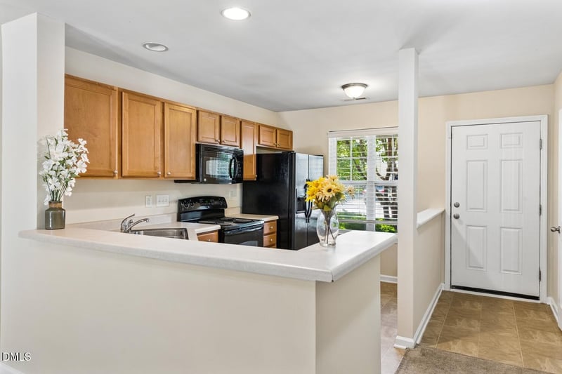 3635 Bison Hill Ln, Raleigh, NC 27604