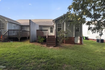 3636 Cotton Gin Dr, Clayton, NC 27527
