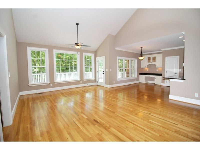 3636 Liberty Dr, Burlington, NC 27215