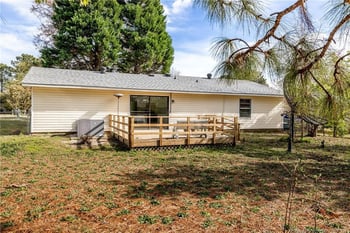 3636 Metric Dr, Hope Mills, NC 28348