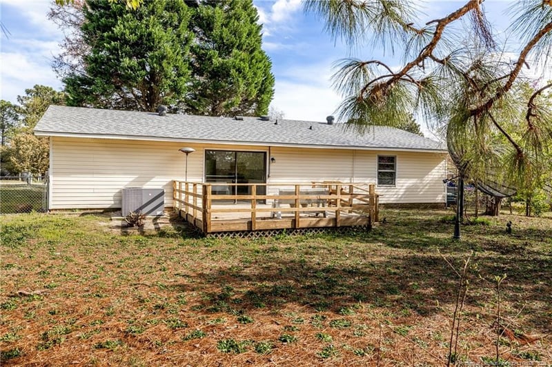 3636 Metric Dr, Hope Mills, NC 28348