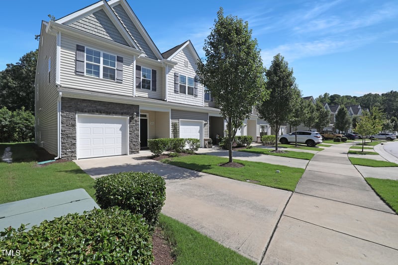 3636 Water Mist Ln, Raleigh, NC 27604