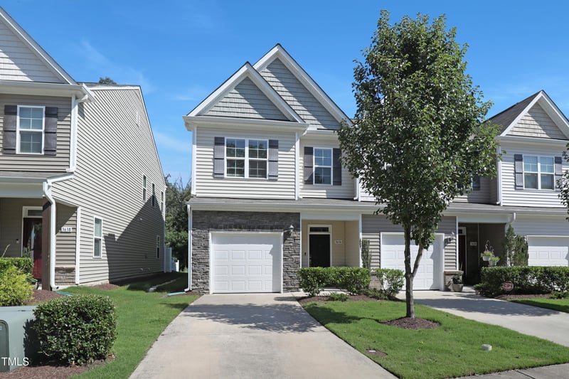 3636 Water Mist Ln, Raleigh, NC 27604