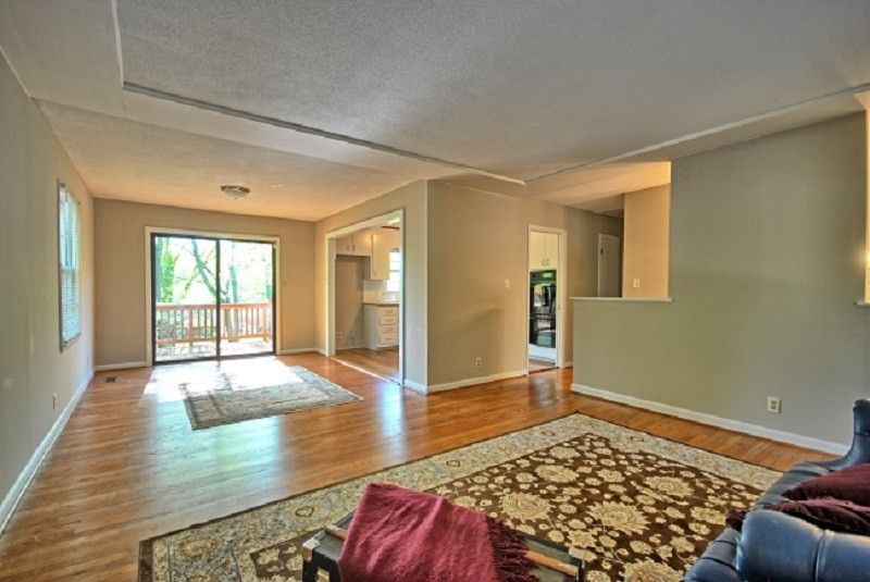 3637 Brinkley Dr, Raleigh, NC 27604