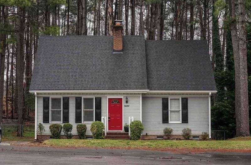 3637 Meadow Creek Ln, Raleigh, NC 27616