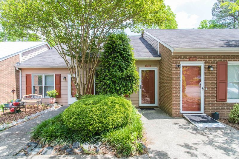 3638 Crystal Ct, Durham, NC 27705