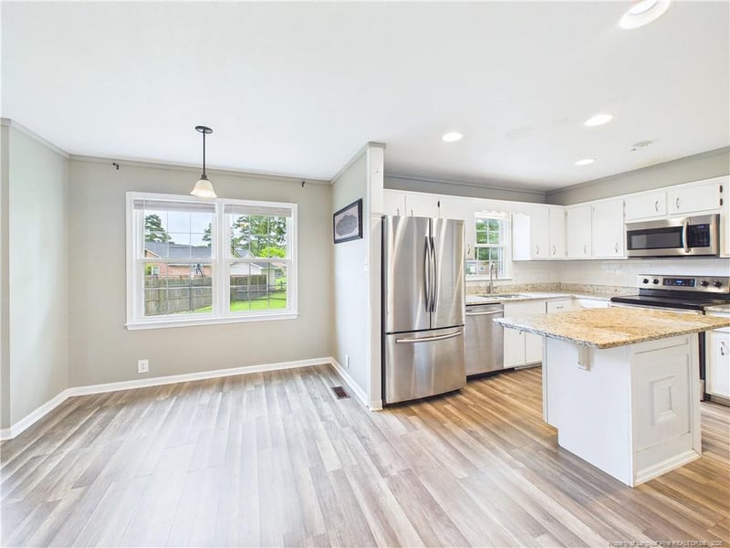 3638 Thorndike Dr, Fayetteville, NC 28311