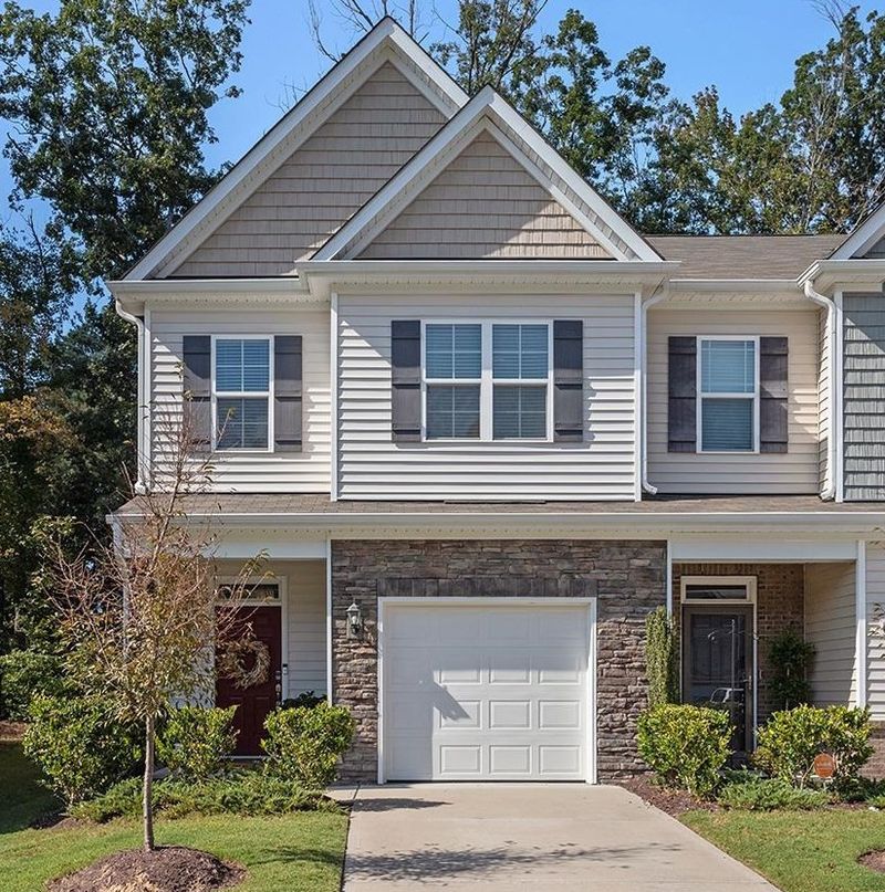 3639 Water Mist Ln, Raleigh, NC 27604