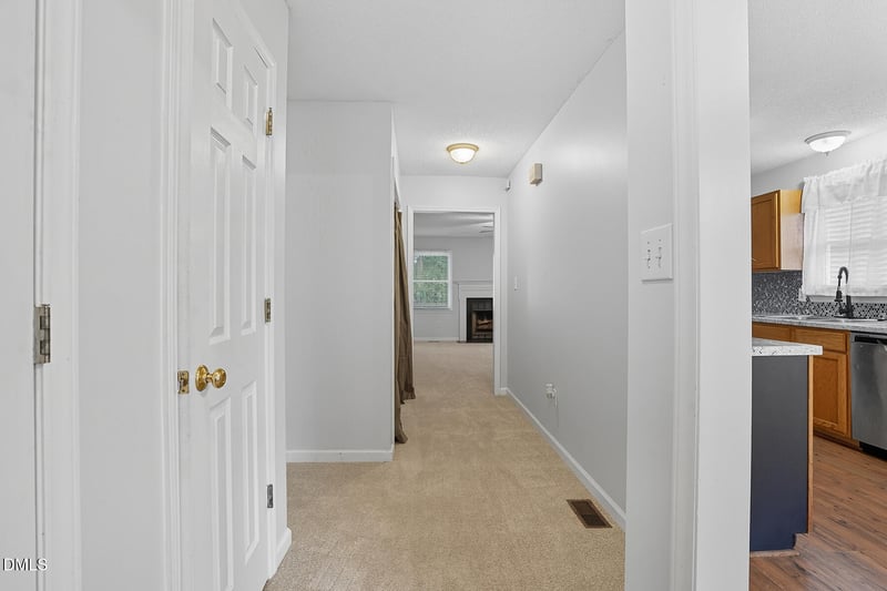 364 Chinaberry Ln, Angier, NC 27501