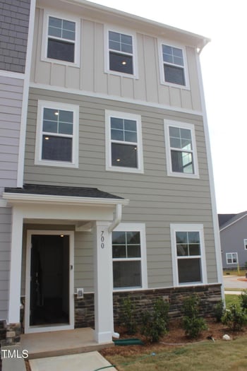 364 Devon Clfs Dr, Wake Forest, NC 27587