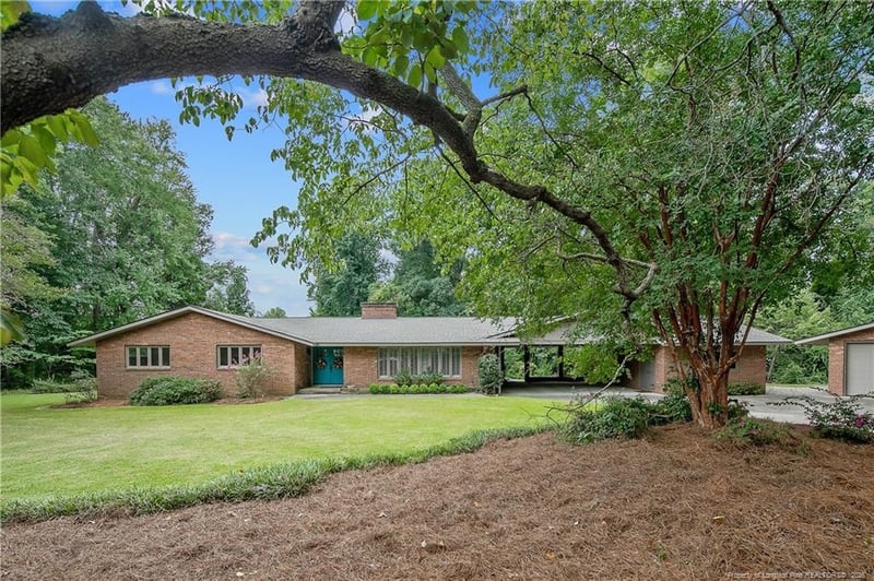 3641 Farmbrook Rd, Fayetteville, NC 28303