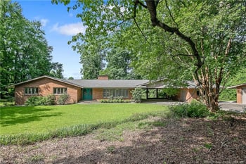 3641 Farmbrook Rd, Fayetteville, NC 28303