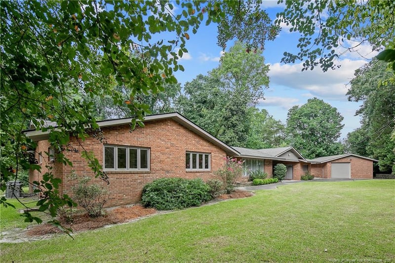 3641 Farmbrook Rd, Fayetteville, NC 28303