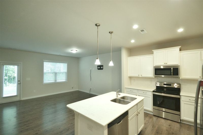 3643 Water Mist Ln, Raleigh, NC 27604