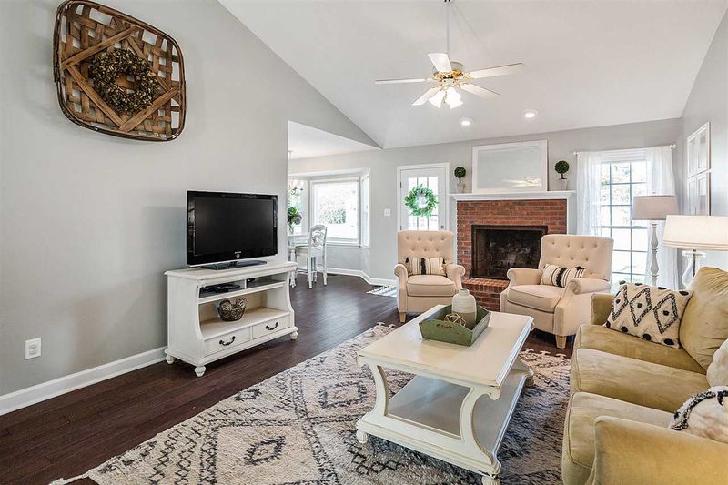 3644 Pointe Dr, Apex, NC 27539