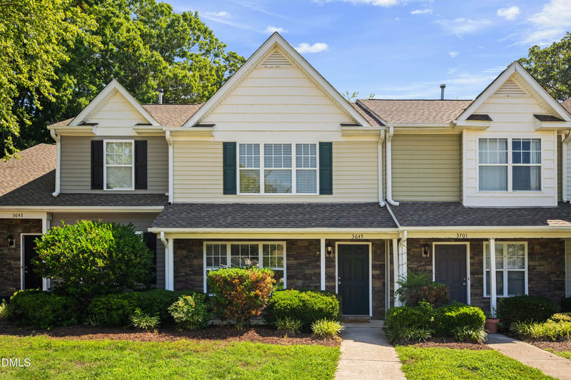 3645 Bison Hill Ln, Raleigh, NC 27604