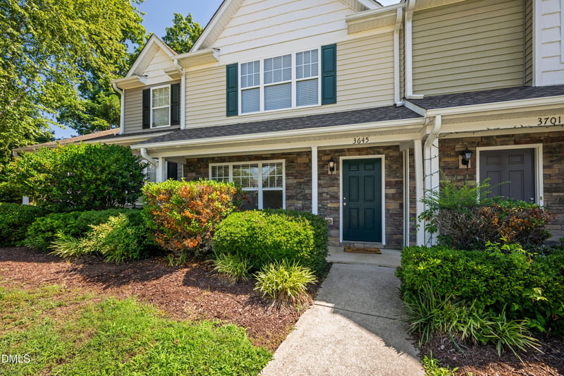 3645 Bison Hill Ln, Raleigh, NC 27604