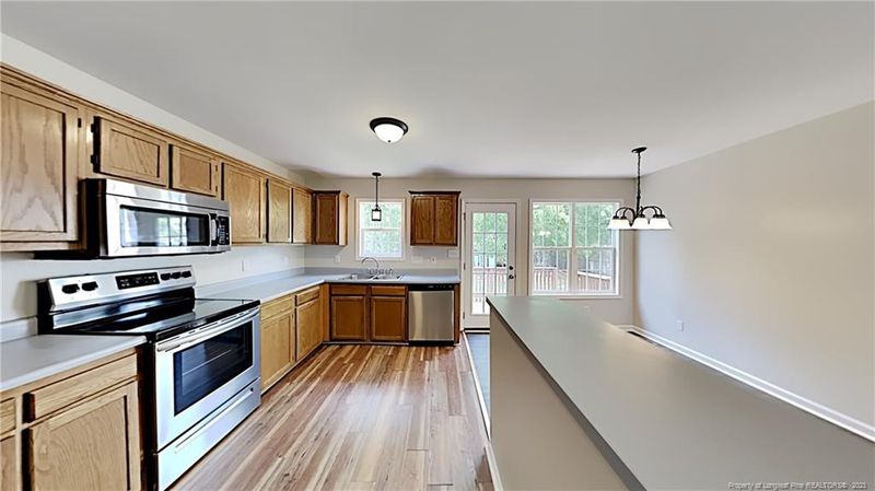 3645 Lubbock Dr, Hope Mills, NC 28348
