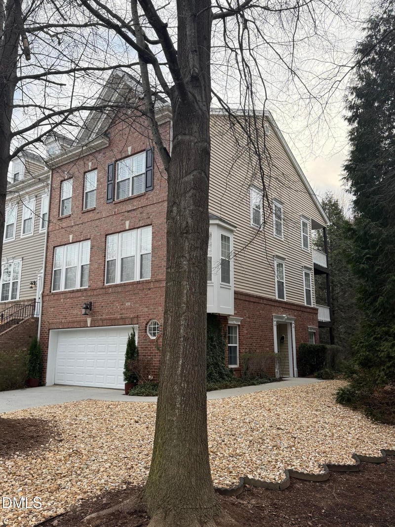 3647 Edgemont Dr, Raleigh, NC 27612