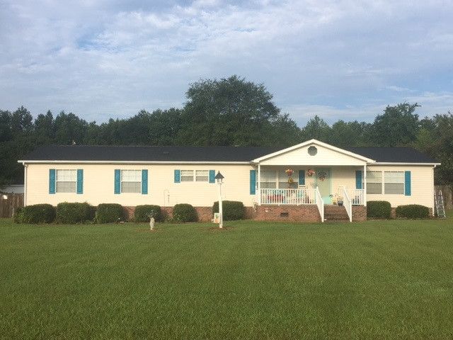 3648 Old Stage Rd, Erwin, NC 28339